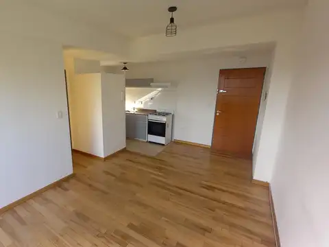 Rivadavia 4100, Piso 6
