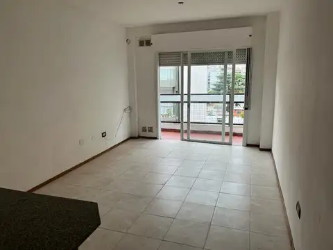 3 de febrero 500, Piso 7