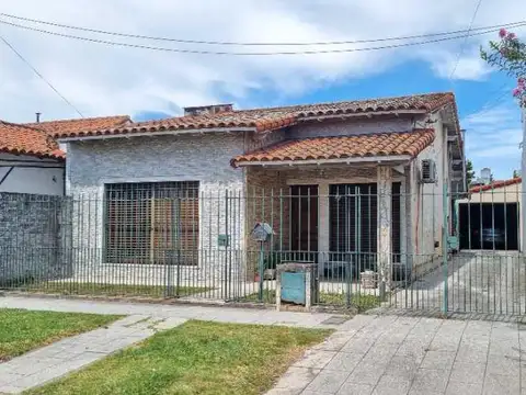 Chalet en Villa La Florida