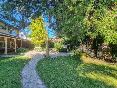 Depto Tipo Casa en Venta 43 años