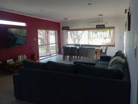Hermosa Casa de Categoria en Rodeo del Medio | Gran parque con piscina y quincho | Vista Excepcional