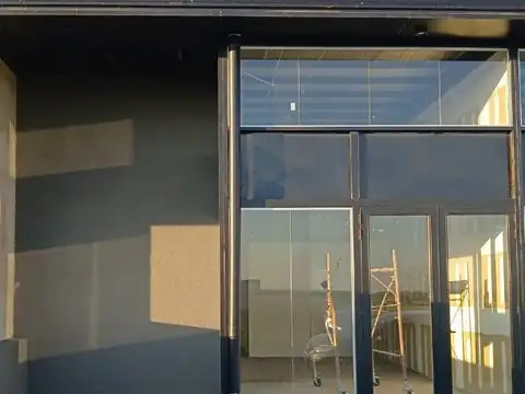LOCAL EN ALQUILER EN DOCTA AVENIDA!