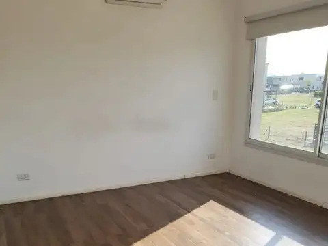 Casa en Alquiler al Norte