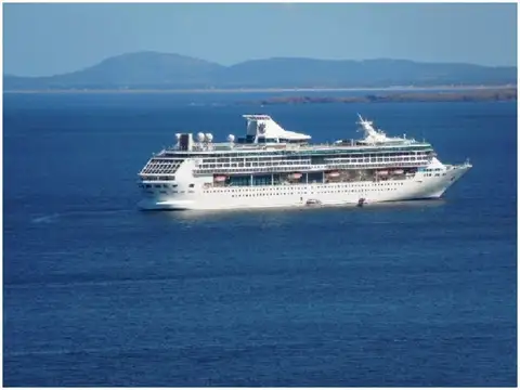 Departamento 4 ambientes con 3 baños