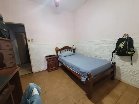 Casa en venta de 4 dormitorios c/ cochera en Los Polvorines