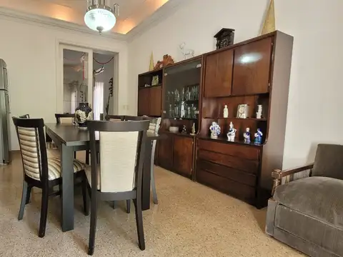 Departamento 7 ambientes con 3 baños