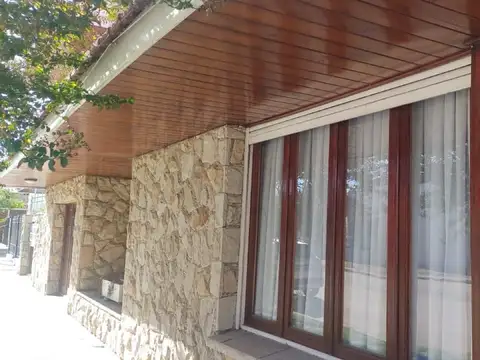 Casa en Venta en Necochea, USD 85.000