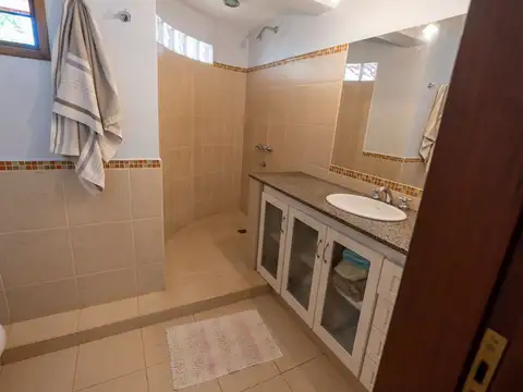 casa en venta de 3 dormitorios Posadas Misiones.