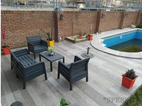 ¡LUJOSA casa en venta VISTA TOTAL AL RÍO! - G. BAIGORRIA