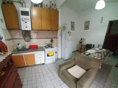 Depto Tipo Casa 2 ambientes con 1 baño