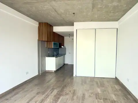 Venta depto mono con balcón aterrazado en Parque Avellaneda