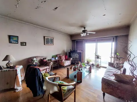 Avenida De Mayo 456 , Piso 8