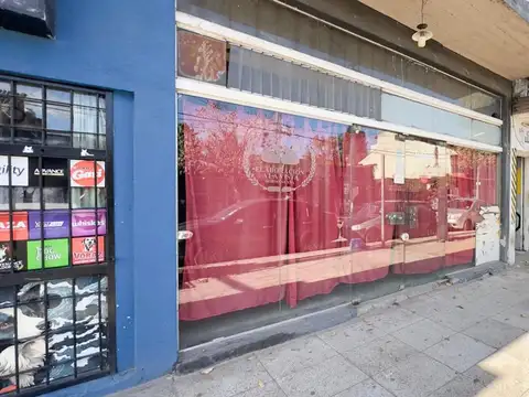 LOCAL 20 MTS2 + ESPACIO DE ELABOR, DE 90 MTS2 - PASO DEL REY