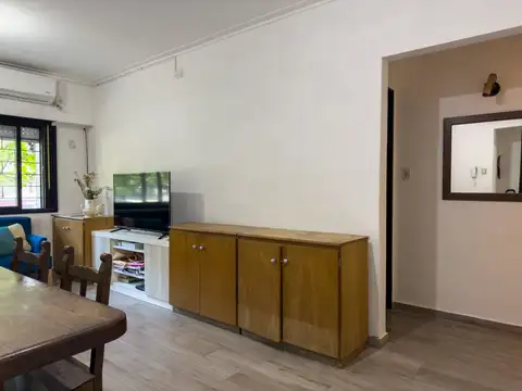 Depto Tipo Casa 4 ambientes con 1 baño