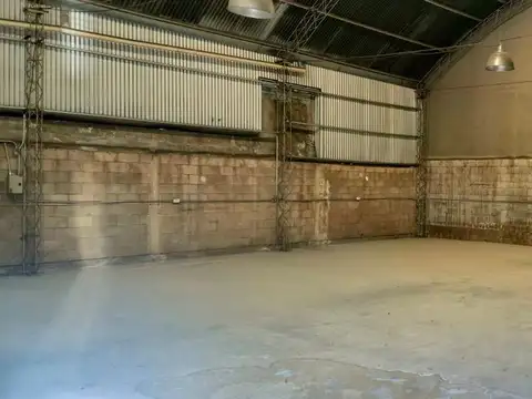 Galpon en Venta en La Calera, USD 145.000