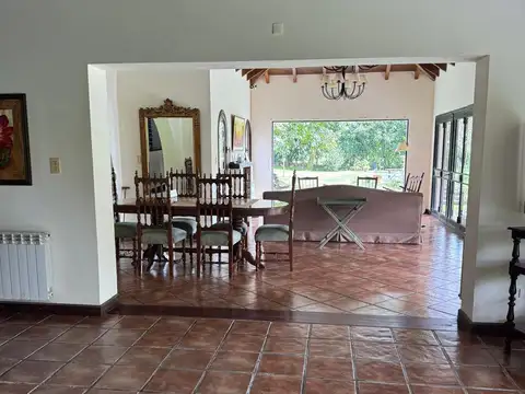 Venta  Hermosa CASA en Castellanos - San Lorenzo
