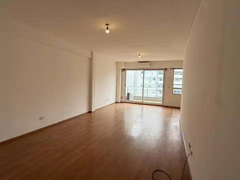 Departamento en Alquiler en Caballito, $ 900.000