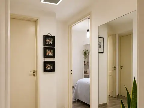 Semipiso 4 amb. con balcón corrido, palier privado y baulera – Belgrano