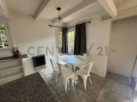 LOS CIPRESES 1583 , Piso 0