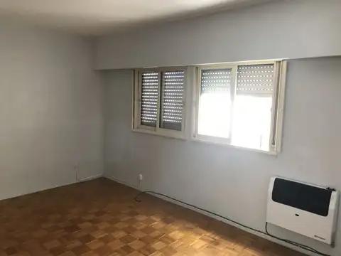 Avenida Caseros 2700, Piso 6