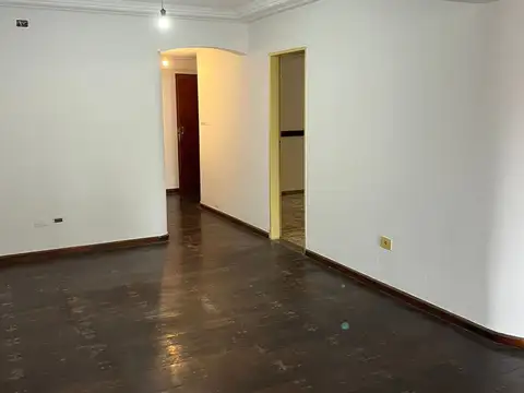 Departamento 7 ambientes con 3 baños
