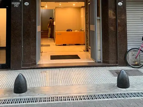 Oficina en Venta 50 años