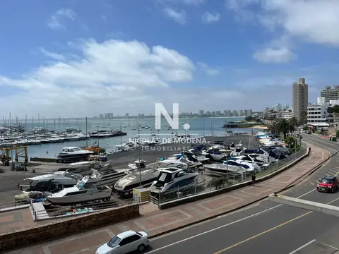 Departamento con vista unica frente al puerto,  4 dormitorios