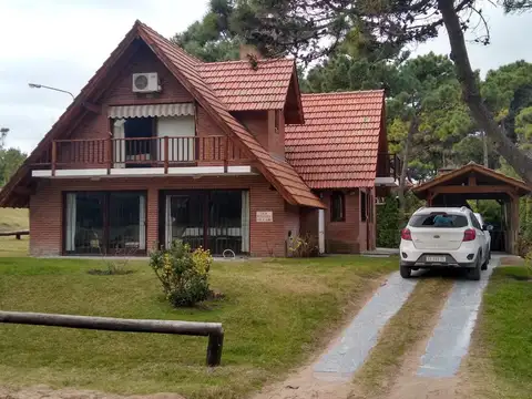 Casa en Alquiler de 4 dormitorios