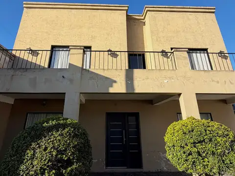 Venta de casa en esquina corrientes
