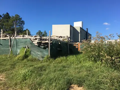 Terreno en Venta 20  mts Fondo