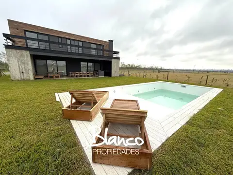 Casa en Venta en Puertos, Barrio Amarras, Escobar, G.B.A. Zona Norte