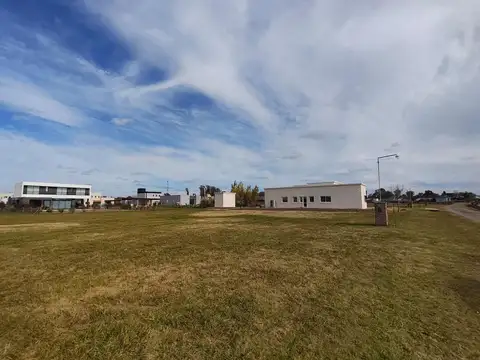 Terreno en Venta en Los Juncos, USD 27.000