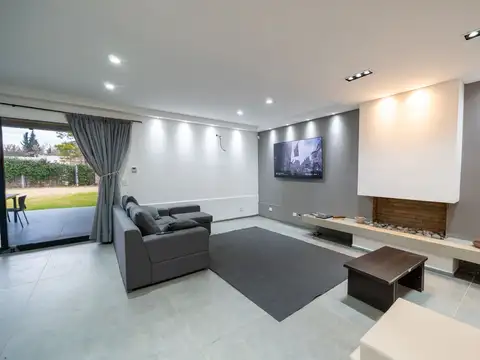Casa en Venta en Fisherton, Rosario