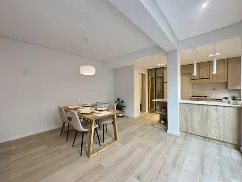 Depto Tipo Casa en Venta en Centro, USD 209.000