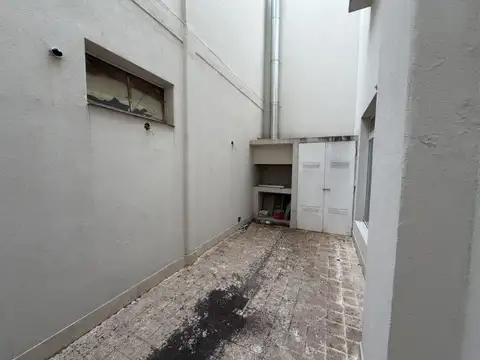Casa 2 ambientes con 1 baño