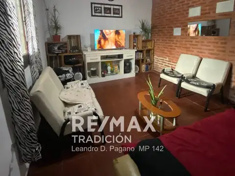 Casa en Venta con 1 cochera