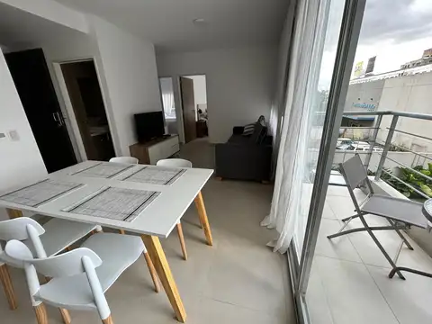 Aristobulo Del Valle 3 Amb Amoblado Jc4332117jcni 1600