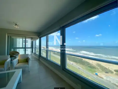 Departamento en venta en Torre Le Parc I, 3 suites + dep. de servicio.