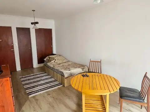 Departamento en Venta en Monte Castro, USD 65.000