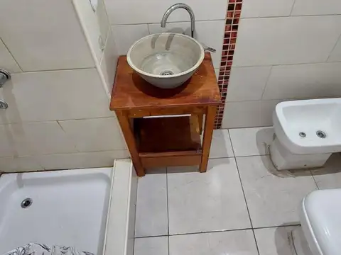 Departamento en Alquiler en Lomas Del Mirador, $ 430.000