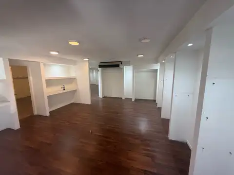 Local en Alquiler 50 años