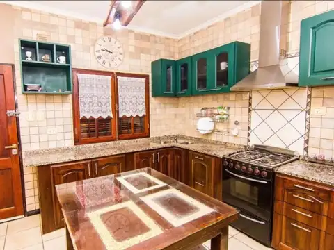 Venta de casa Mariano Acosta