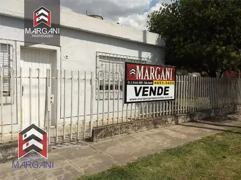 Excelente Casa 3 AMB s/ Lote propio a 100 mts Av. Cristiania