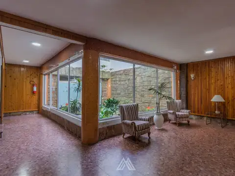 ALQUILER APTO 2 DORM CON PATIO CENTRO RAMBLA SUR