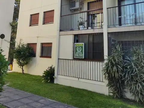 Caracas 1500, Piso PB