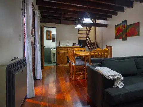 Depto Tipo Casa 4 ambientes con 1 baño