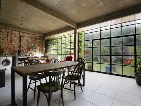 VENTA CASA ESTILO INDUSTRIAL C JARDÍN P. CHACABUCO