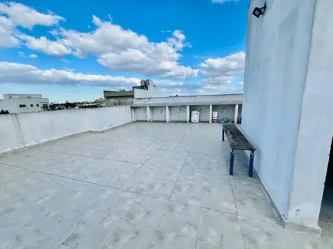 Monseñor Marcon 1016 , Piso 2