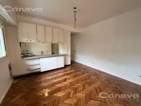 Departamento en Venta en Martínez, USD 145.000