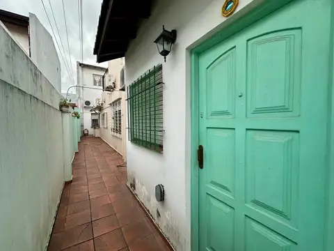 Depto Tipo Casa en Alquiler de 2 dormitorios
